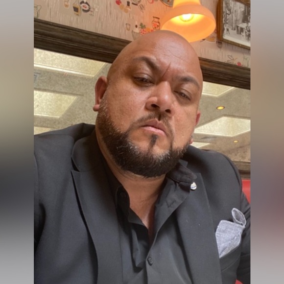 Meet your Posher, Jayson - Picture 3 of 4